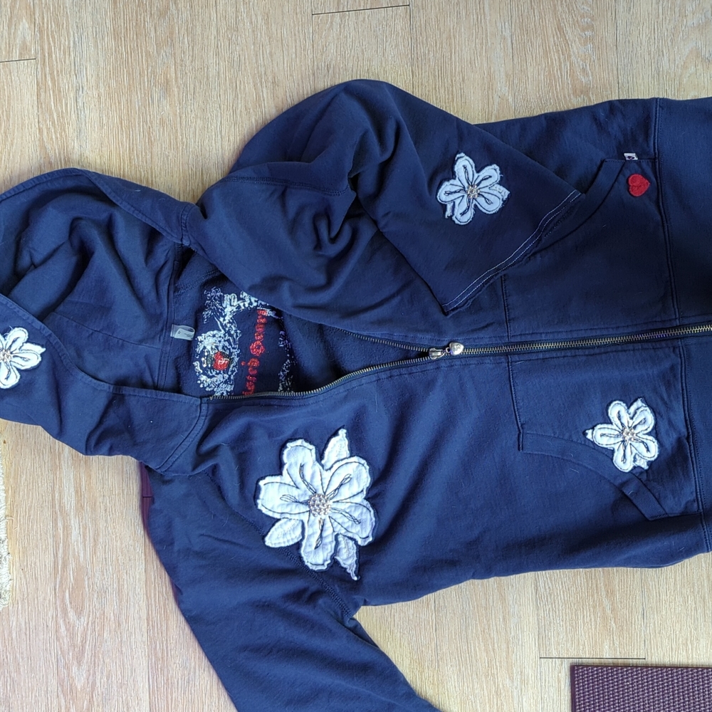 Twisted heart hoodie